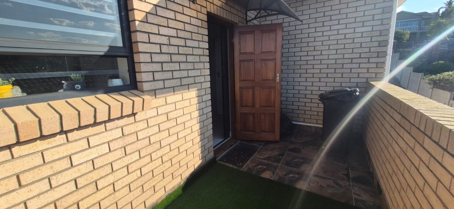 5 Bedroom Property for Sale in Dana Bay Western Cape